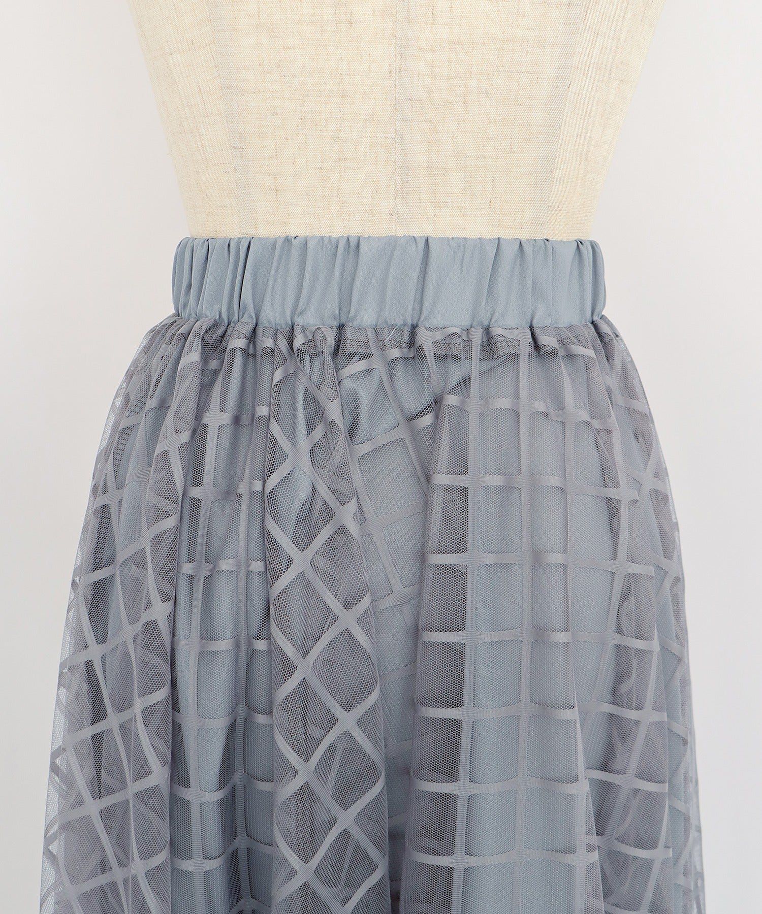 日本 BLUE EAST - 優雅格紋修身紗裙-簡約黑