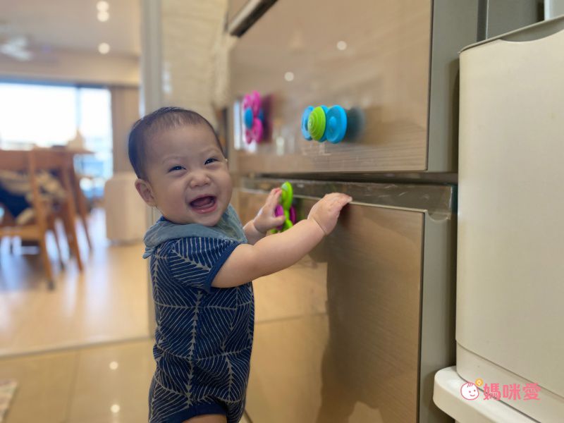 美國 FatBrain - 【熱賣】寶寶指尖陀螺-藍、綠、桃紅各1