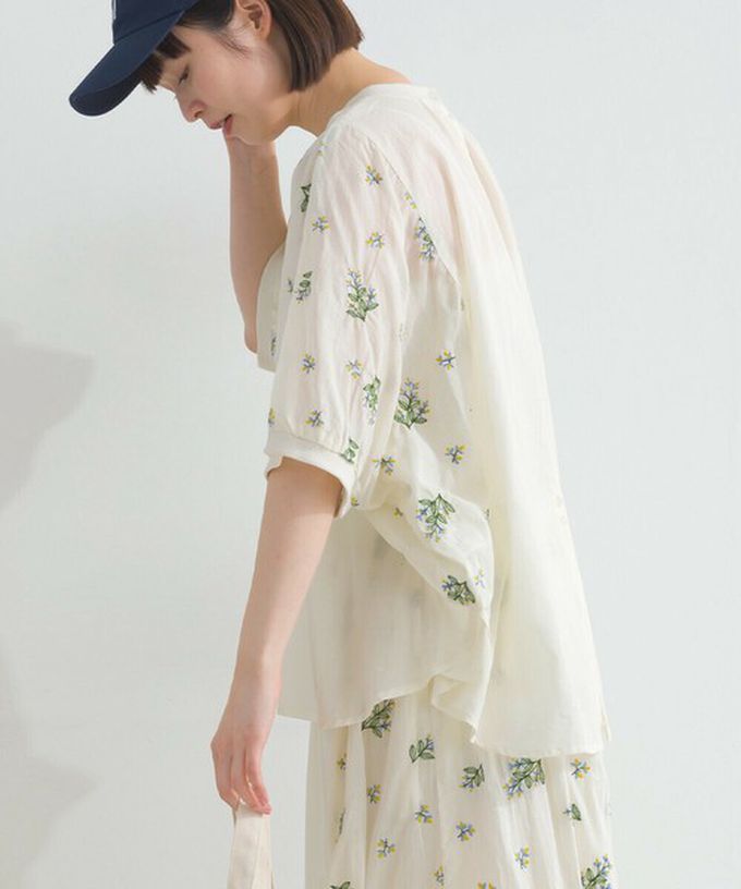 日本 Lupilien - 100%印度棉 優美植物刺繡大寬袖上衣-海軍藍