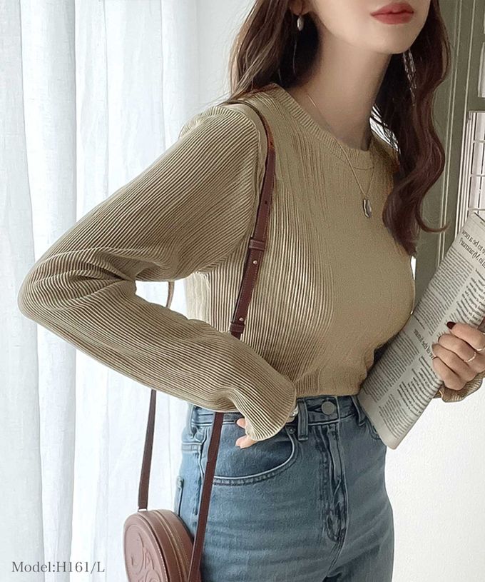 日本 Classical Elf - 圓領細坑條光澤感薄長袖上衣-象牙白