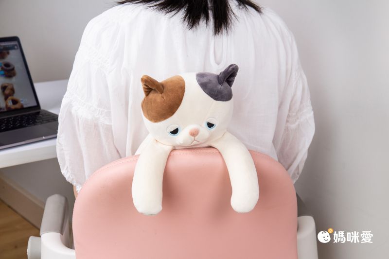 挺胸不駝背！日本 LIV HEART ♡ 坐姿調整抱枕，動物造型超療癒