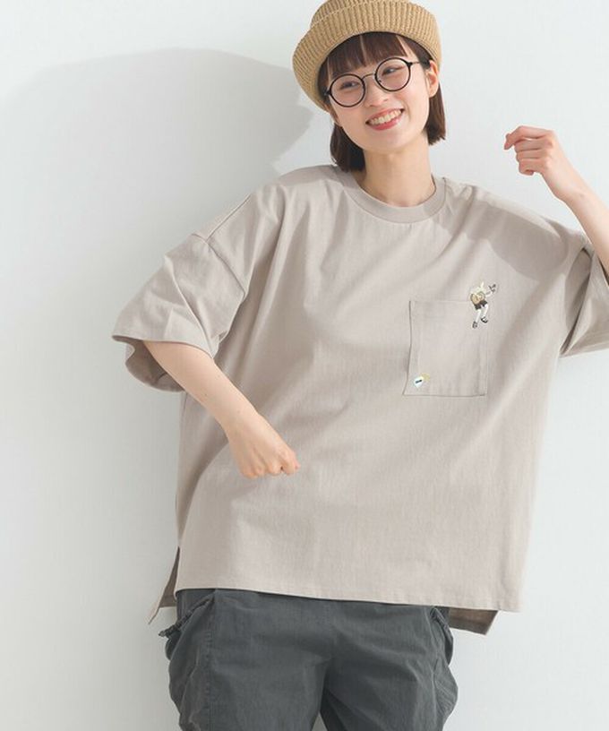 日本 Lupilien - 16OE天竺棉 俏皮刺繡五分袖上衣-彈吉他-卡其