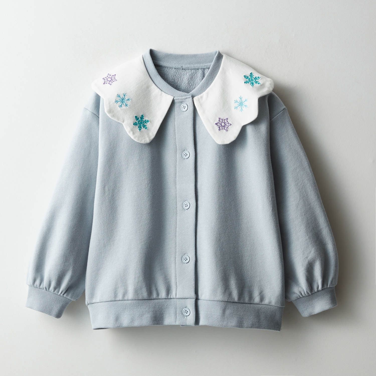 日本千趣會 - 刺繡花型領優雅長袖開襟衫-水藍艾莎