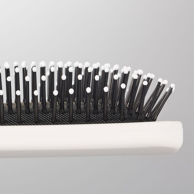 日本JUMAGIC - 氣墊按摩板梳(白)