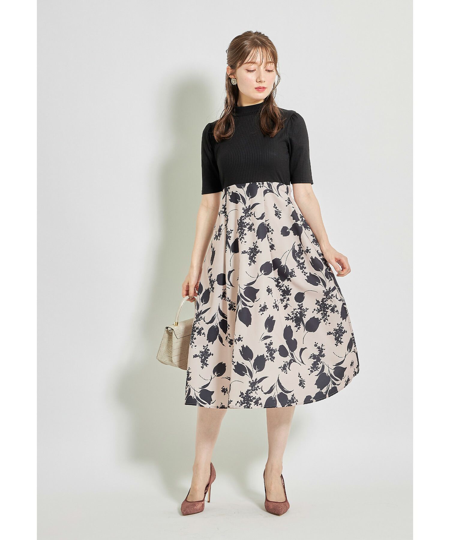 日本 tocco-closet - 修身羅紋拼接洋裝-鬱金香-黑x杏