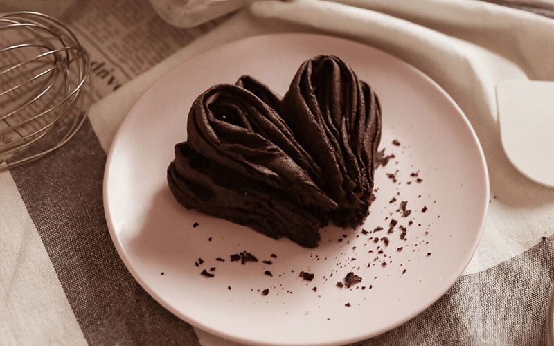 100%純可可＋低甜度海藻糖！嗨嗨千層水滴蛋捲