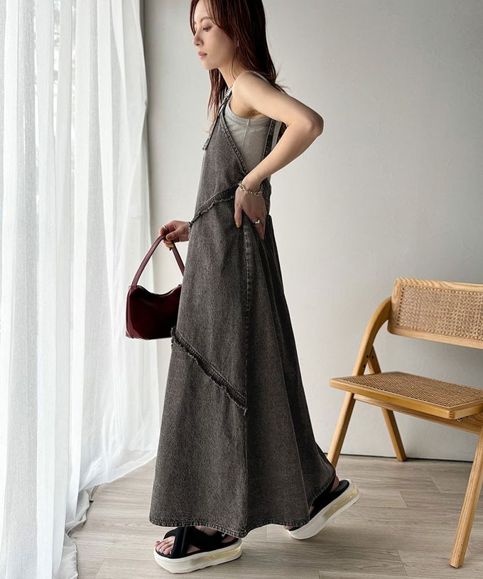 日本 Classical Elf - 華麗線條流蘇V領牛仔背心裙-黑