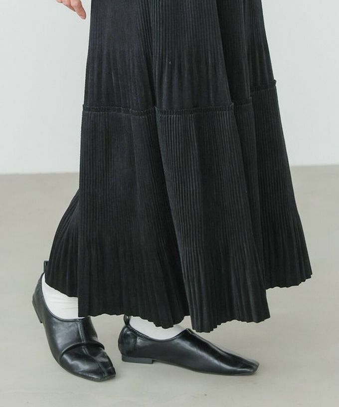 日本 Bab - 飄逸感絲滑絨面細摺長裙-黑