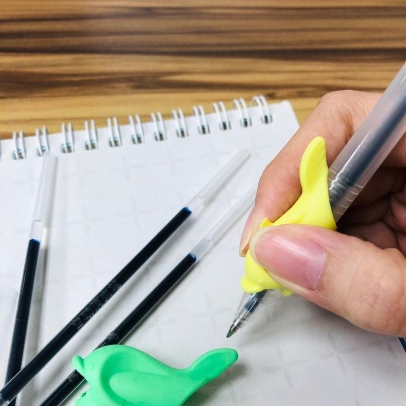 親子天下 - 小行星凹槽運筆練習-【合購組】注音＋國字初級：加贈消失筆套組