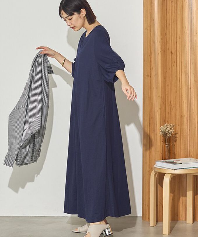 日本 Sans Souci 34+ - 接觸涼感 顯瘦A字鑰匙領五分袖洋裝-圓點-黑