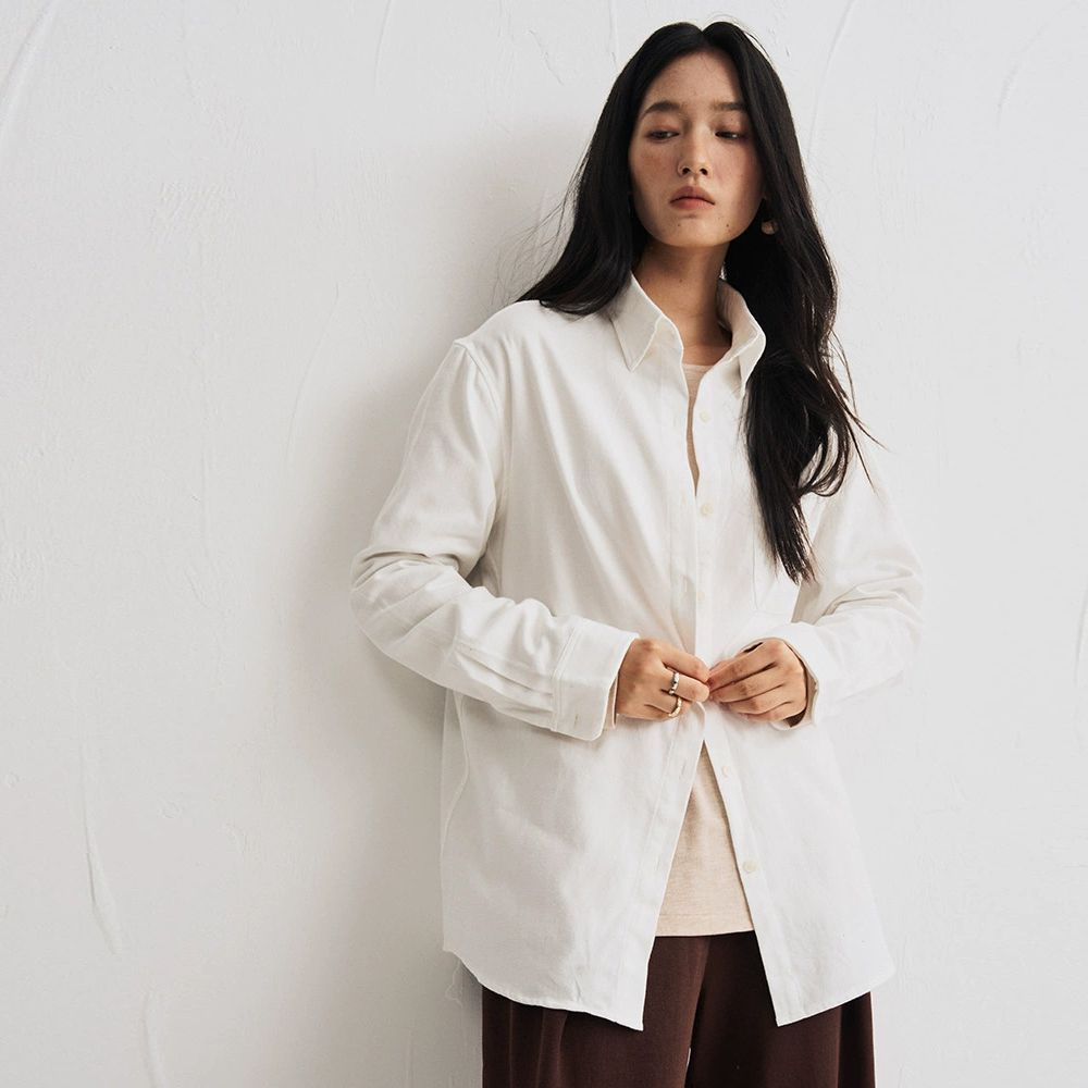 純棉質感百搭長袖襯衫-素瓷白
