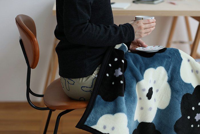 日本代購 - 【SOU·SOU】日本製質感保暖毛毯-黑白花 (70x100cm)