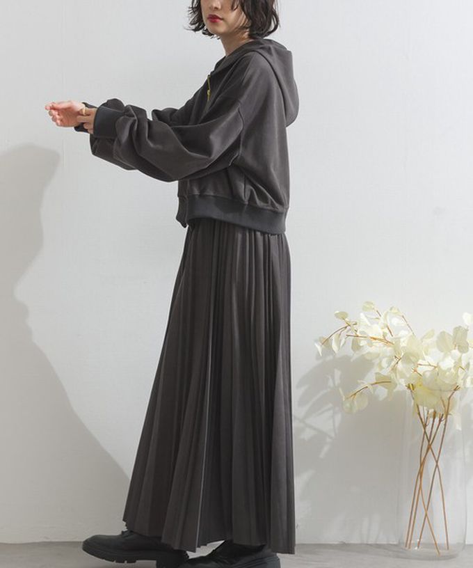 日本 ELENCARE DUE - 輕盈絨皮感雙拉鏈短版連帽外套-炭灰