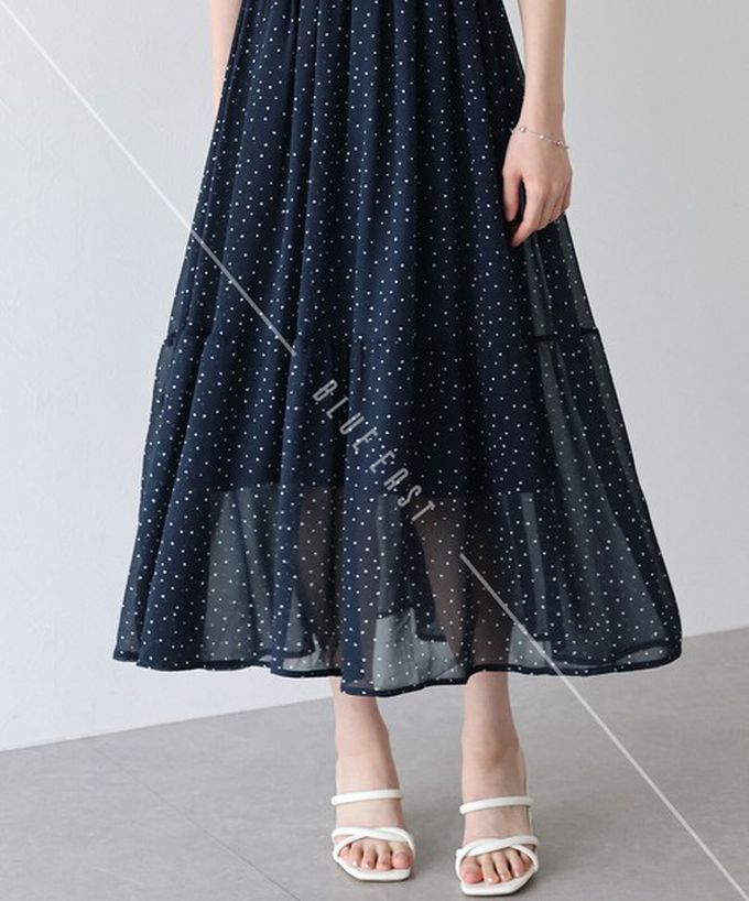 日本 BLUE EAST - 甜美雪紡束腰小荷葉短袖洋裝-碎花-米杏 (M)