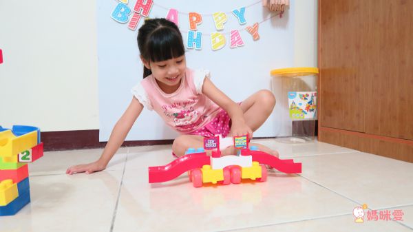 3 in 1 益智積木學習桌 ✖ 軌道滾球積木【獨家現省優惠】↗