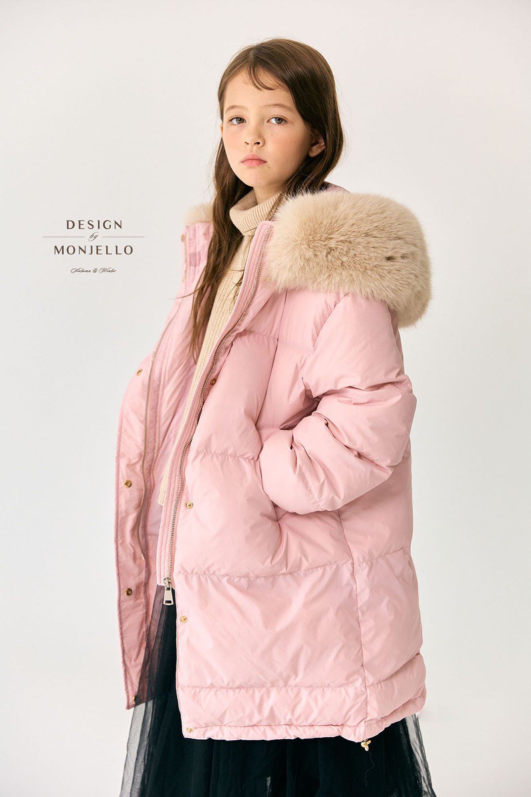 韓國 MONJELLO - (100%鴨絨)雪國來的長版羽絨外套-黑