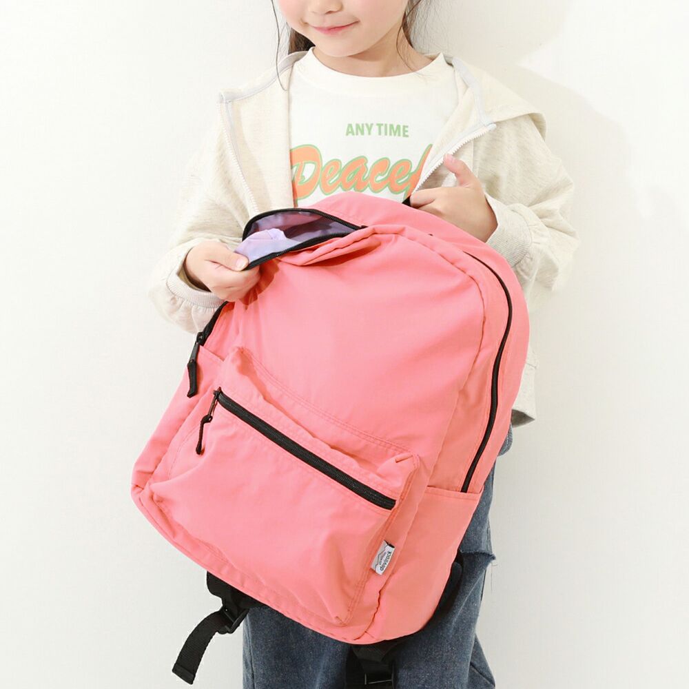 飽和色輕量舒適大容量休閒背包-粉紅 (約28x37x12cm)