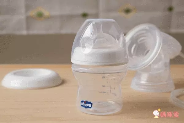 義大利Chicco 電動吸乳器、蒸氣消毒鍋