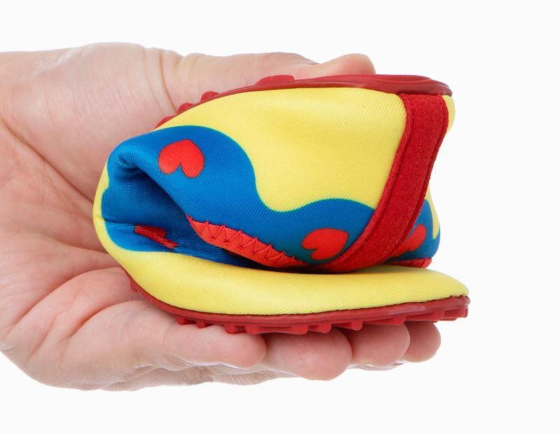 韓國 OZKIZ - 輕量/防滑兒童沙灘鞋/戲水鞋-公主造型