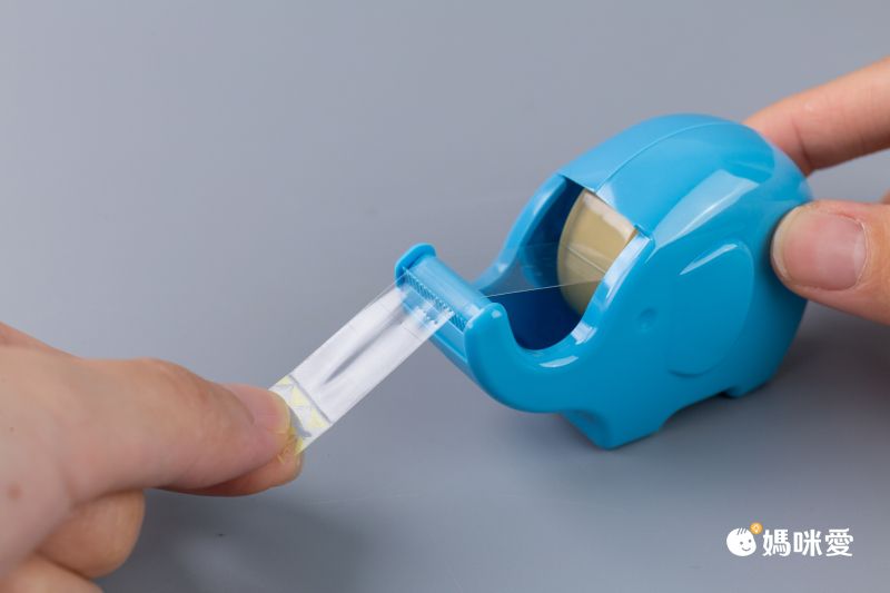 日本文具 NICHIBAN - 日本製 繽紛安全膠帶切割台(含透明膠帶*1個)-企鵝-薄荷綠-膠帶規格(15mm適用)