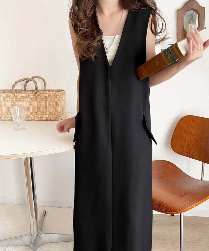 日本 Classical Elf - 簡約深V領氣質線條背心裙-卡其