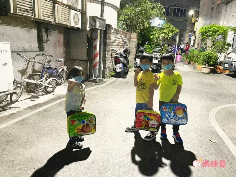 資優數學 - 親子金版1-6冊全系列-6盒教材+教具(透明百格盤)