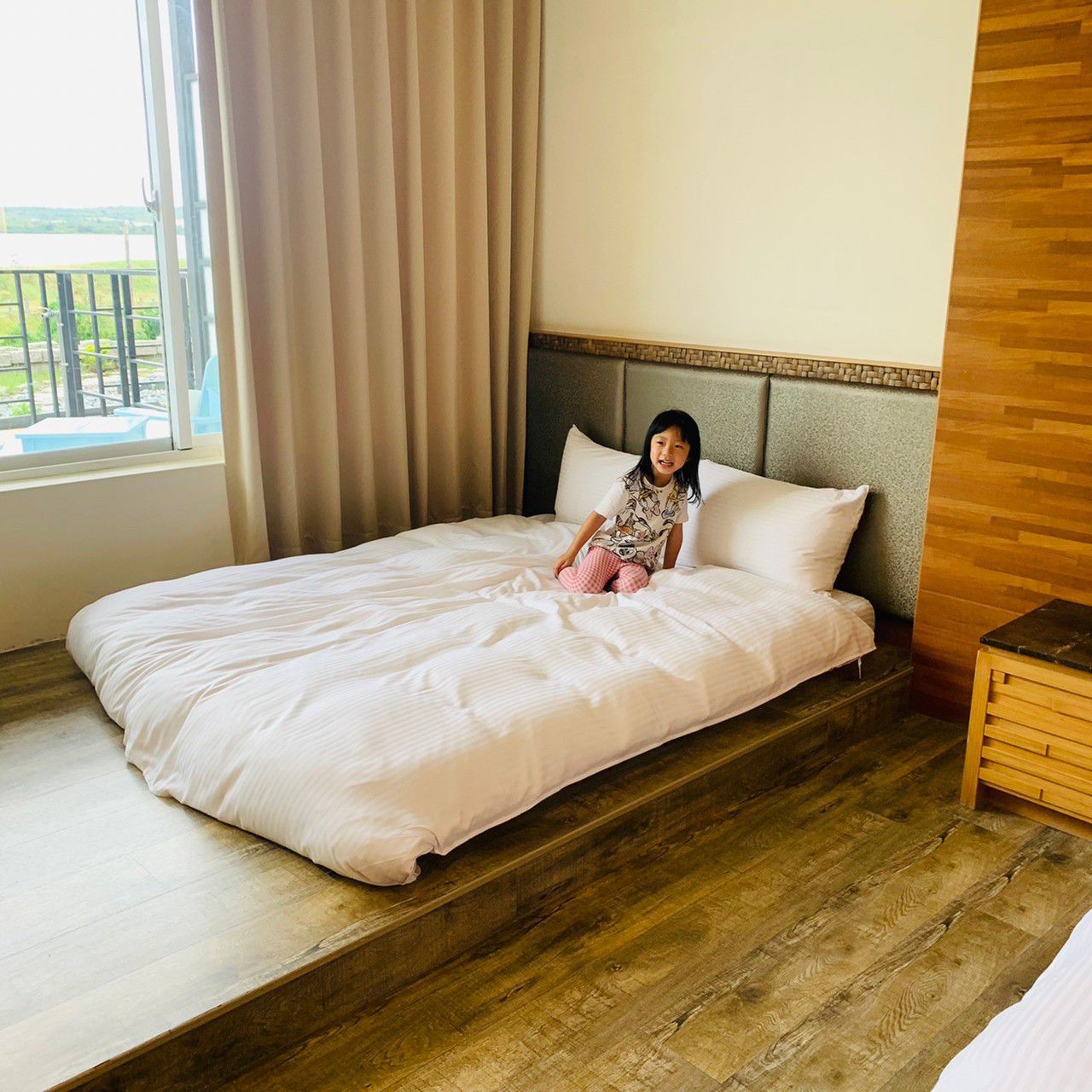 戀戀星辰湖畔莊園星光館 - 平日入住-花園家庭四人房含四客早餐住宿券-優惠效期至 2024/02/28