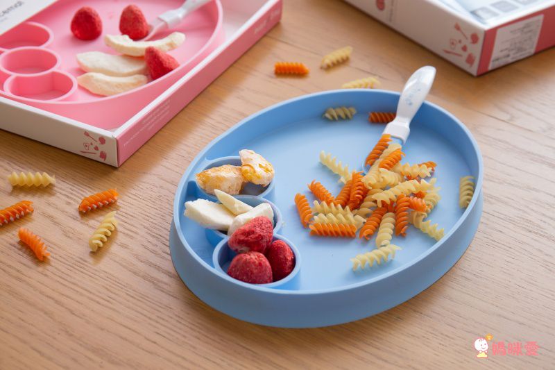 英國The Good Time - 英倫晚宴‧立體防滑矽膠餐盤-小畫家黃