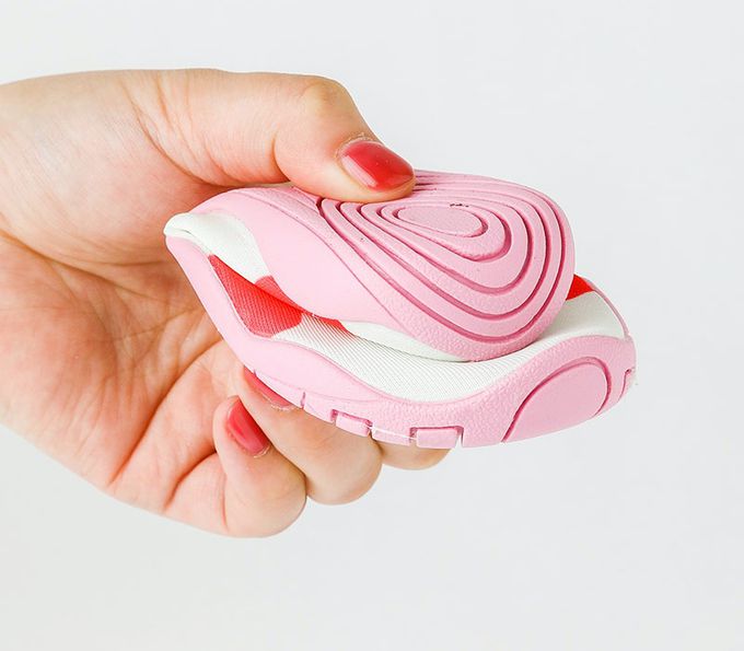 韓國 OZKIZ - 洞洞輕量/防滑兒童沙灘鞋/戲水鞋-紅蘋果