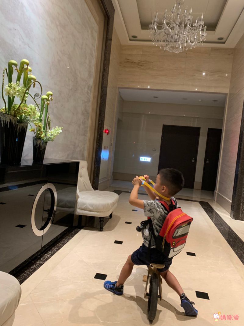 FUNY - Kids童趣二代數位相機-黃小鹿-【升級附贈】32G記憶卡