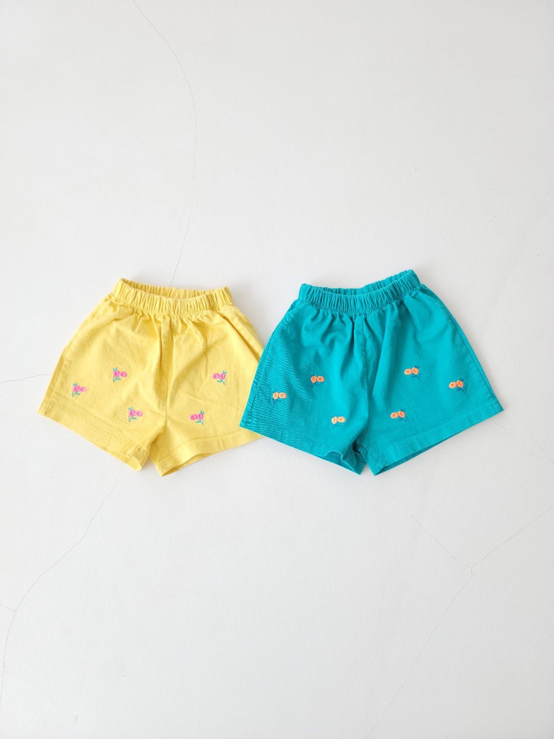 韓國 Mimico - 刺繡小花朵短褲-藍綠