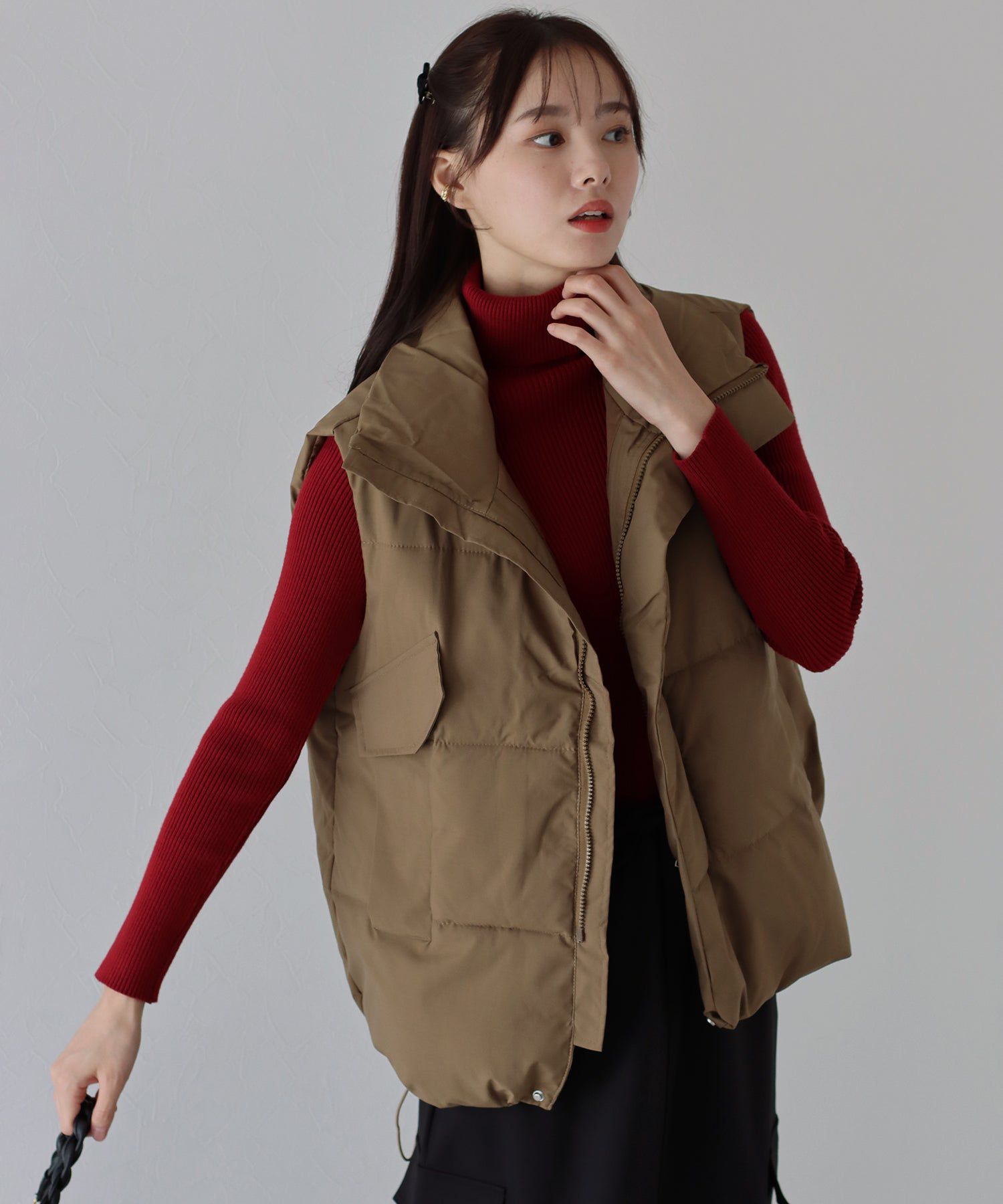 日本 BLUE EAST - 高領防風保暖鋪棉背心-深灰