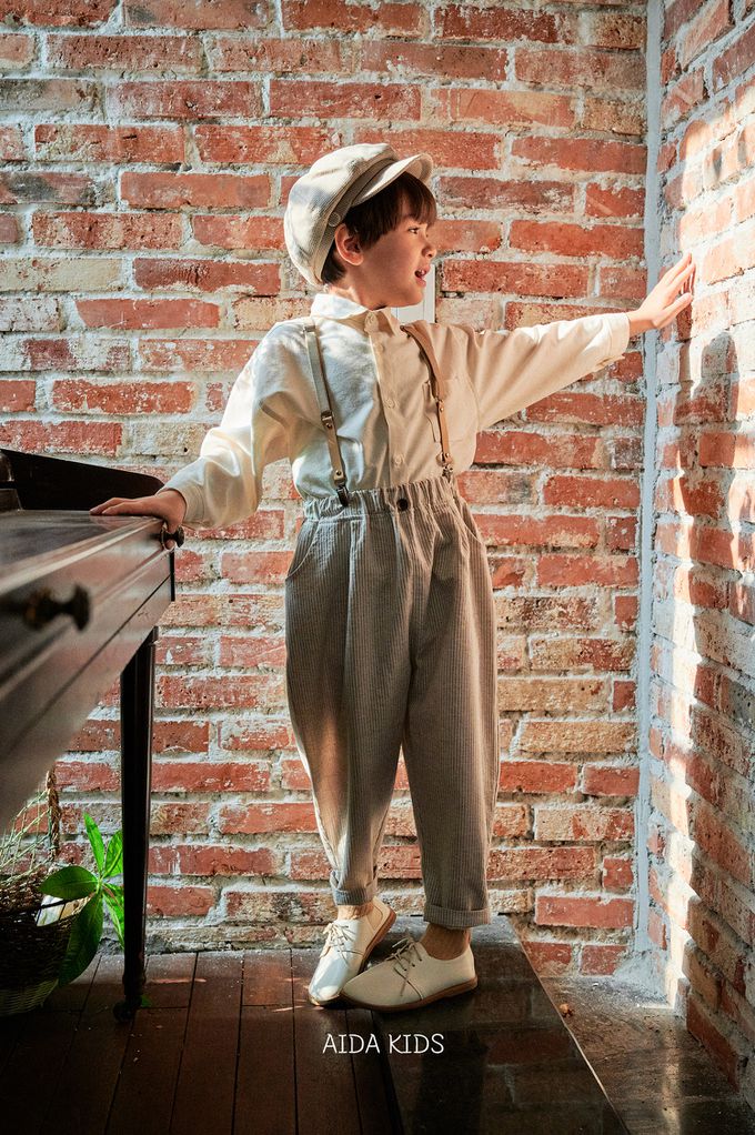 韓國 AIDA - 鬆緊腰直線紋路直筒長褲-米咖