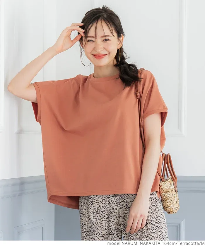 日本 COCA - 100%棉 顯瘦短袖素T-白