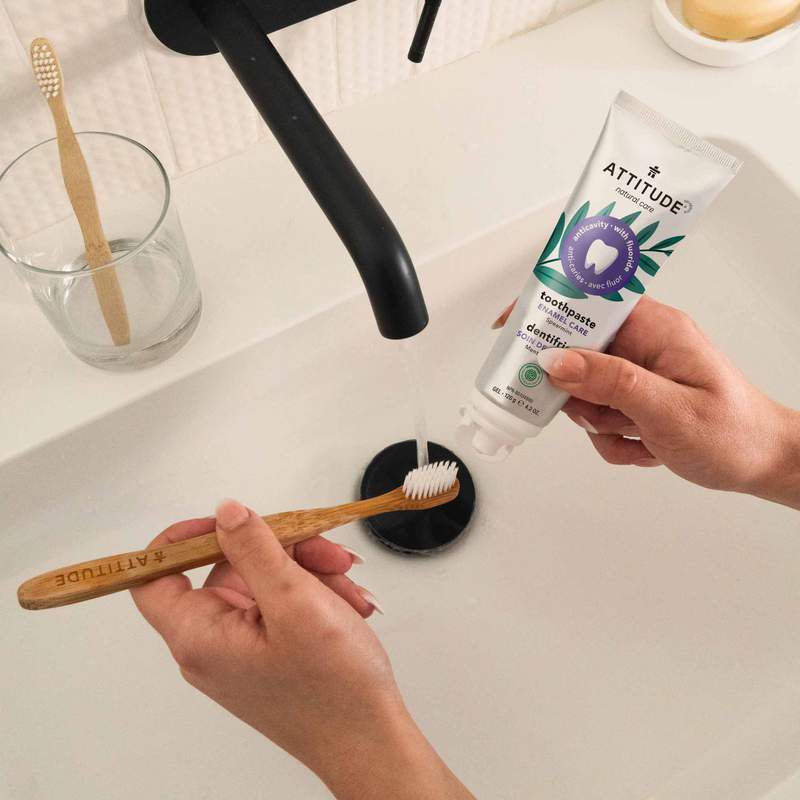 加拿大 ATTITUDE 艾特優 - ATTITUDE 琺瑯質保養牙膏 120g (效期: 2023年02月22)