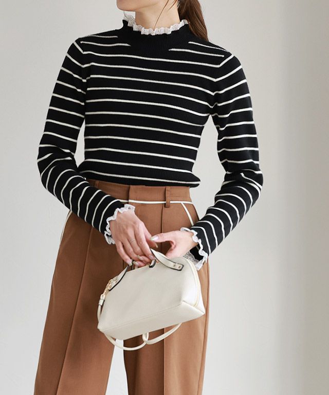 日本 BELLUNA - 蕾絲木耳領拼接針織上衣-條紋x白