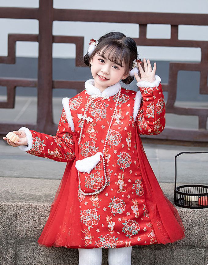 love, charlotte - 拜年旗袍領卡通兔繡花圖騰洋裝-加厚鋪棉-紅色