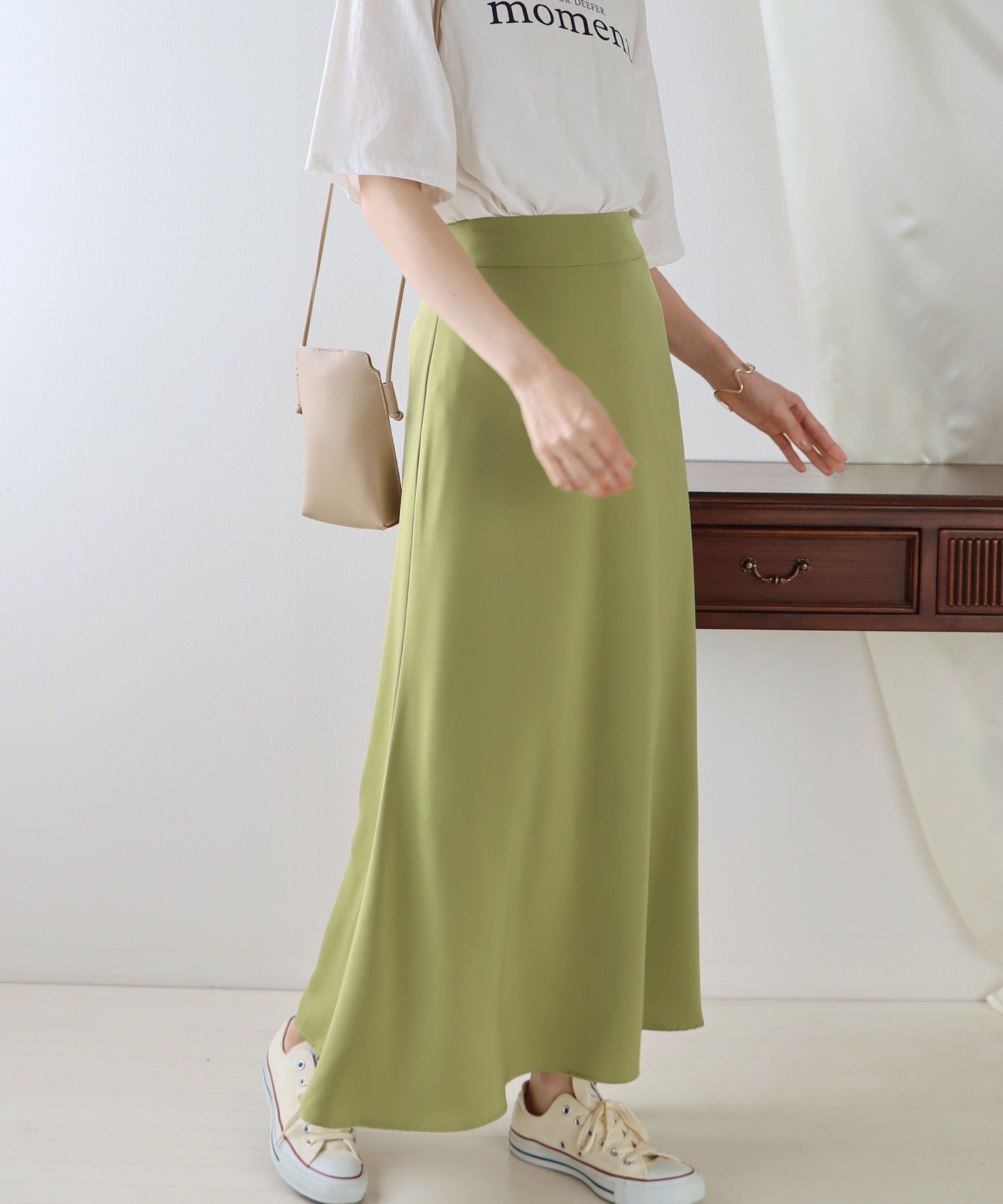 日本 BLUE EAST - [熱銷推薦] 甜美百搭修身剪裁長裙-果綠