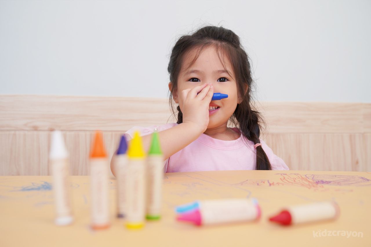 媽媽友 mamayo - kidzcrayon12色大豆無毒蠟筆精裝禮盒組