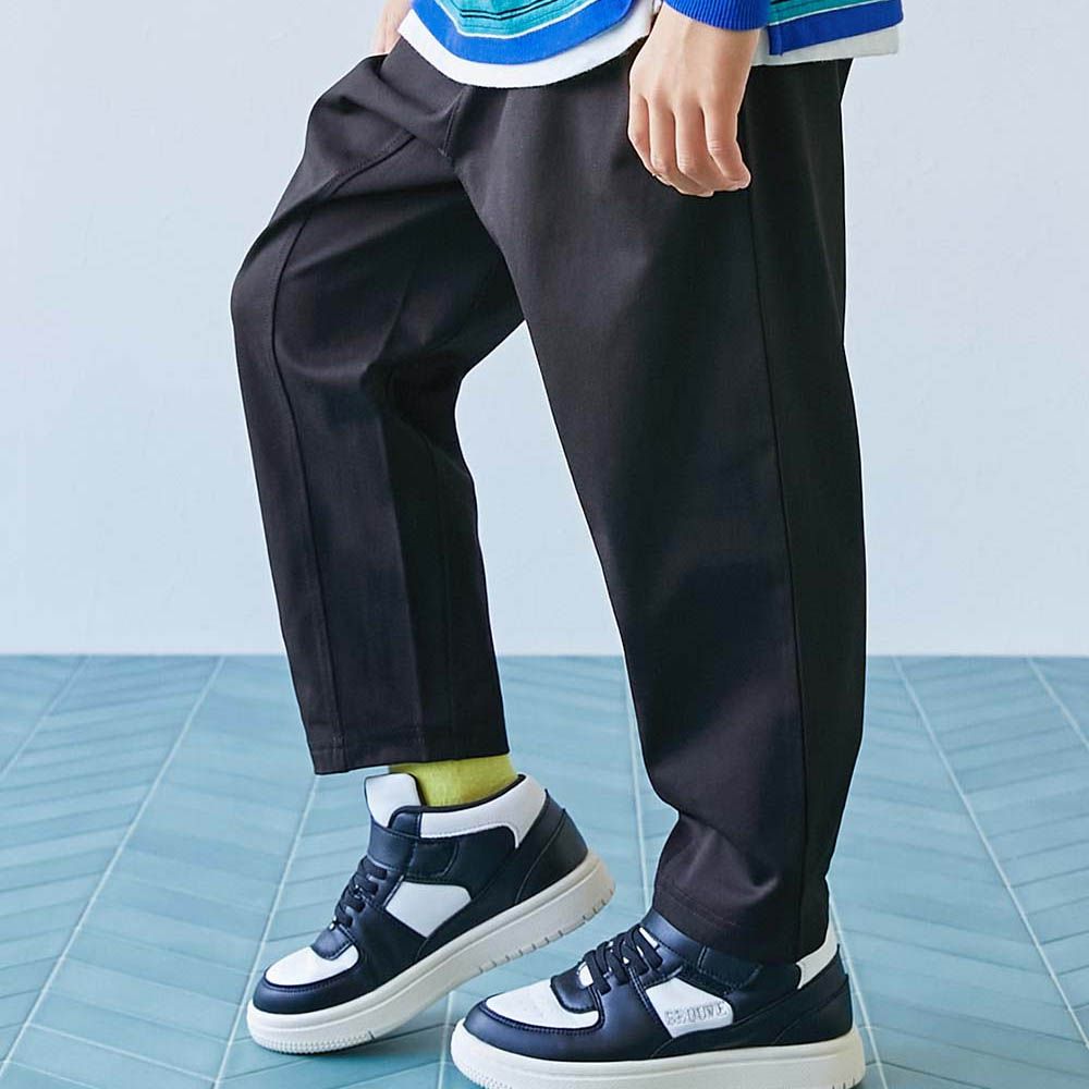 速乾抗毛球不易皺錐形長褲-黑