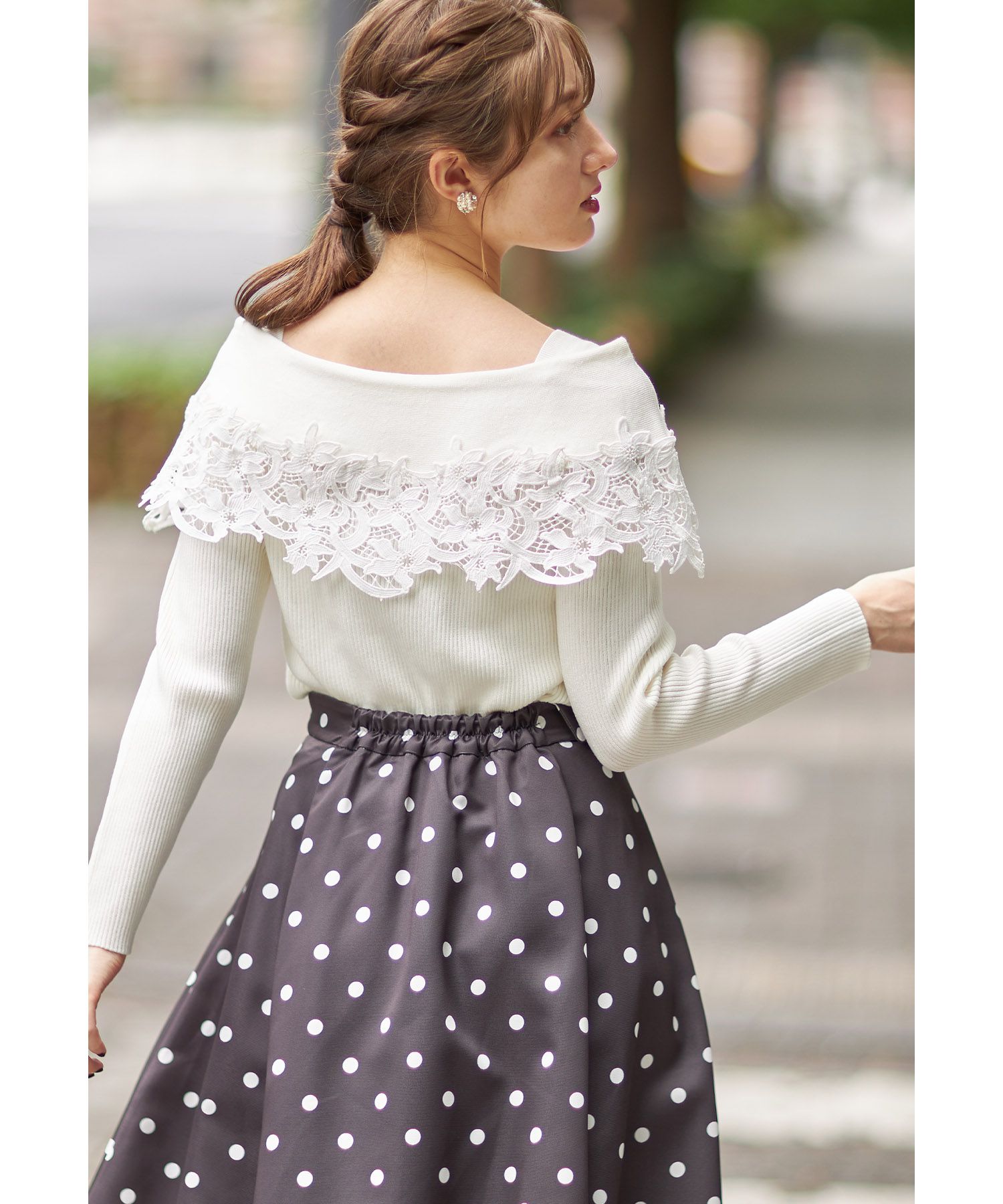 日本 tocco-closet - 氣質蕾絲拼接針織上衣-天使白