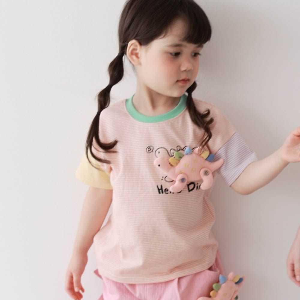 (附恐龍裝飾)撞色細條紋短袖上衣-粉