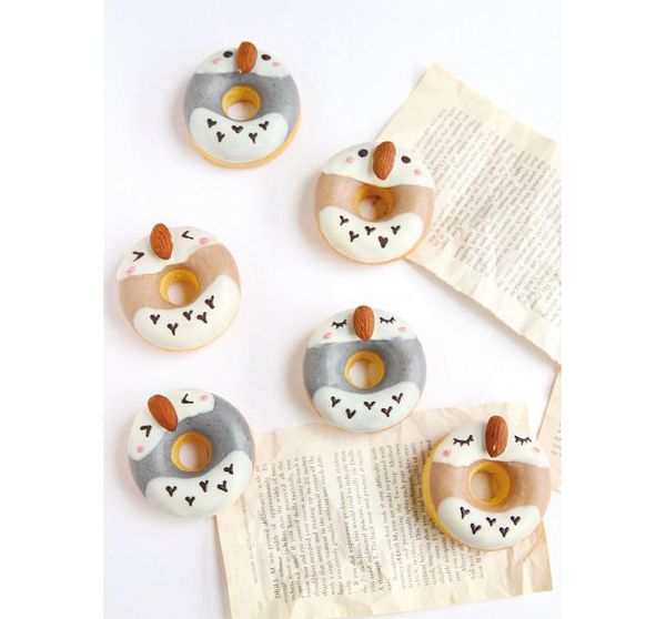 和平國際 - 風靡全日本，月銷十萬個！迷你彩繪甜甜圈-隨書附贈：無花紋全圓形6連甜甜圈模