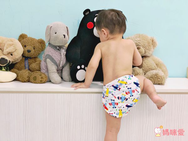 JoyNa - 嬰兒拉拉褲印花尿布褲隔尿褲-3件入-飛機款+隨機2入