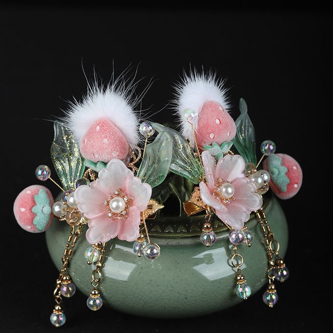 草莓毛球吊墜髮飾髮夾 古風漢服髮飾