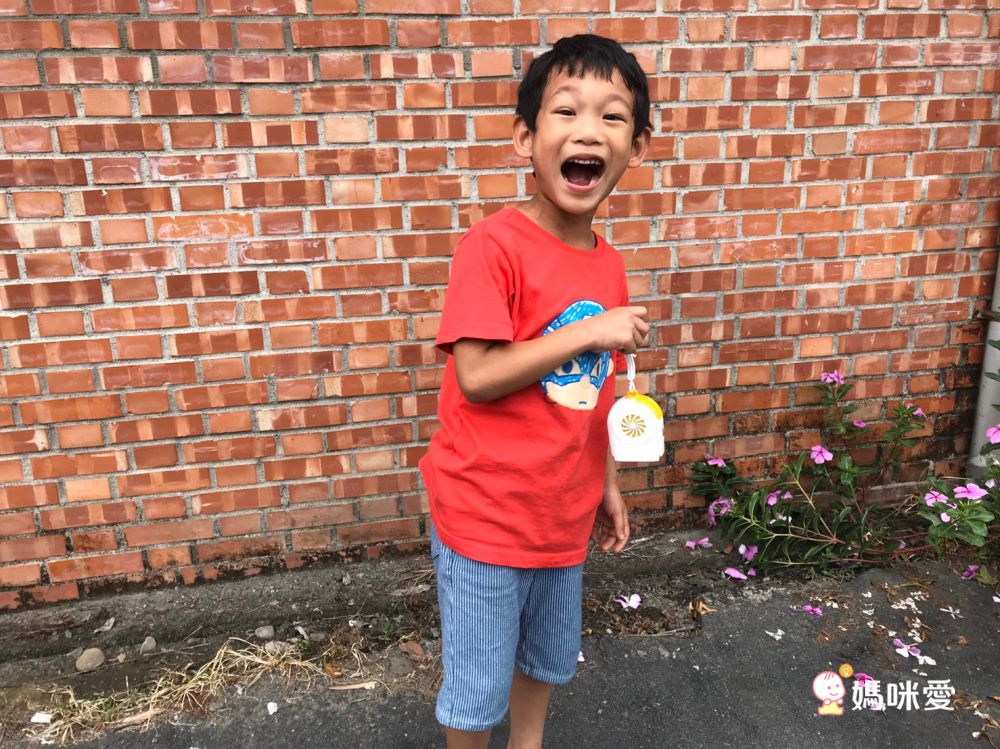 防蚊驅蟲專家！孩樂防蚊液｜ 鱷魚防蚊掛片