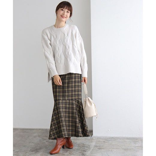 日本 Pierrot - 柔軟波浪紋針織毛衣-簡約黑