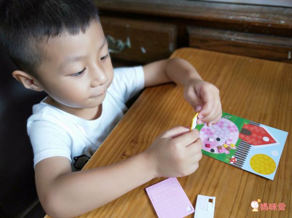 西班牙 APLI - 馬賽克拼貼-農場-底圖2張+各色拼貼共350片