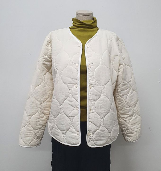 韓國 LANDING - 韓國製絎縫壓紋鋪棉圓領外套-象牙白 (FREE)