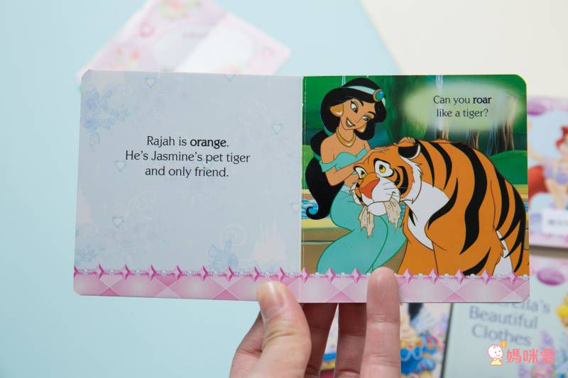 迪士尼英文新書來囉♥♥♥ 冰雪奇緣/海底總動員透過卡通人物加深孩子共讀的印象♬